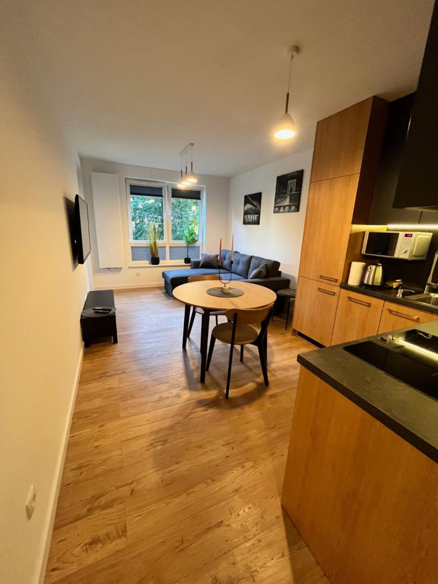 Apartament Julia 1-4 Os Starowapiennikowa 42A Z Balkonem Ze Sniadaniem Kontynentalnym Кельце Экстерьер фото